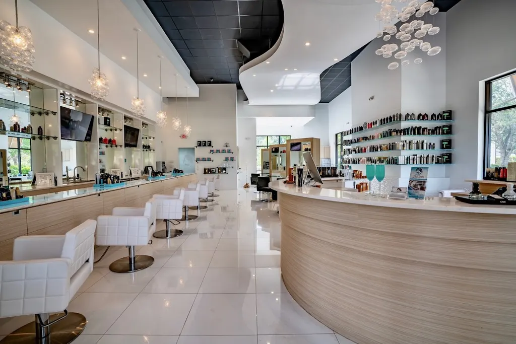 Air Bar Blowouts & Extensions Blow Drybar — Hair salon in Naples